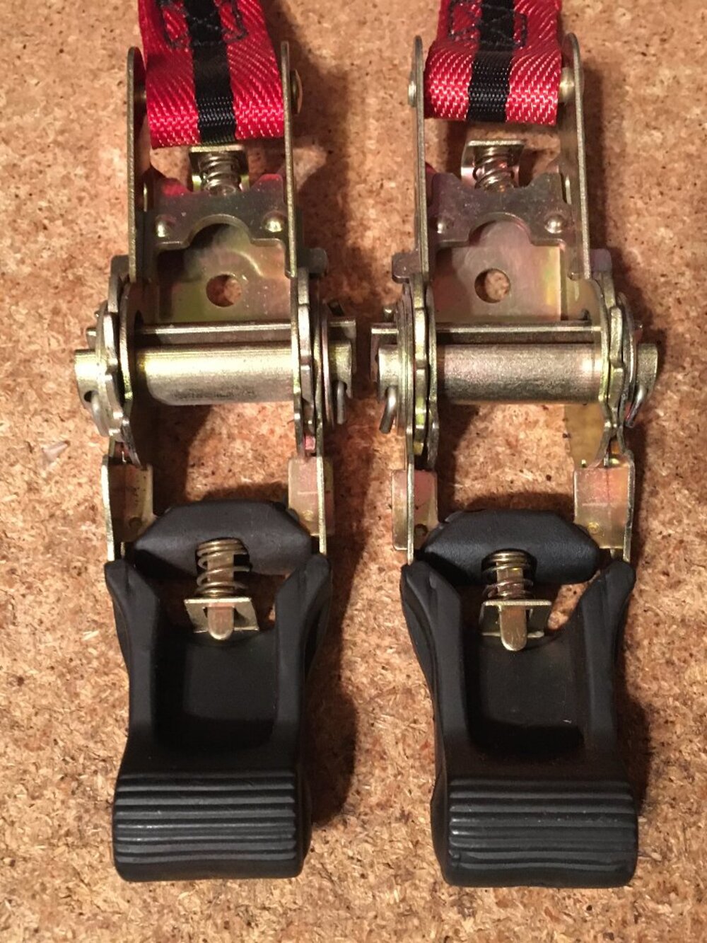 LOT OF 2 TASK FORCE 10FT RATCHET TIE DOWN AND 1 RUBBER TARP STRAP - Picture 2 of 8